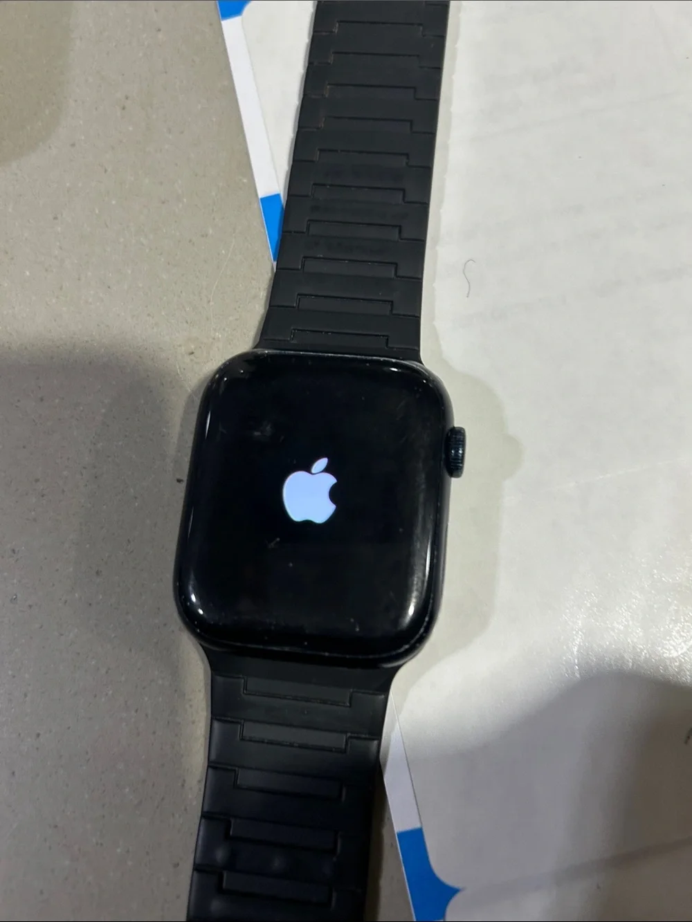 Apple Watch Series 7 45mm-LOCKED